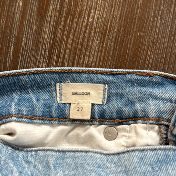 Madewell Balloon Jeans in Hewes Wash - Picture 9 of 9